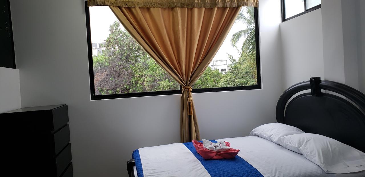 Hostal Cormorant Flightless Puerto Ayora (Galapagos Islands) Exterior foto